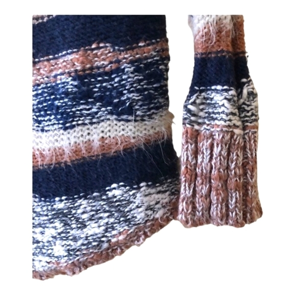 American Eagle Striped Fuzzy Knit Western Boho Pullover Sweater Womens XS Multi - Picture 8 of 8
